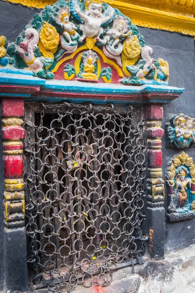 Вікно Храмі Катманду — стокове фото