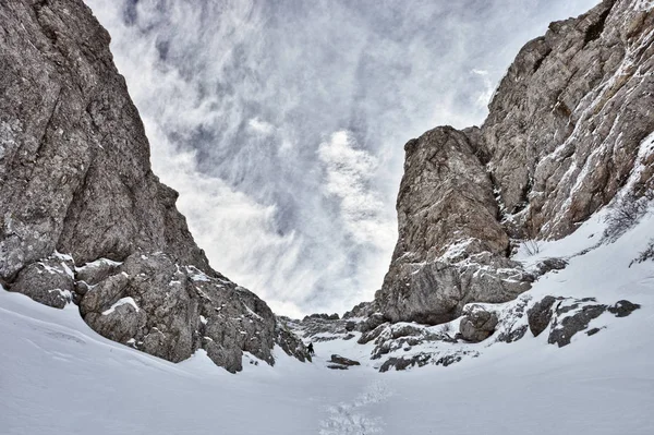 Escursionisti Montagne Crimea Nevose — Foto Stock