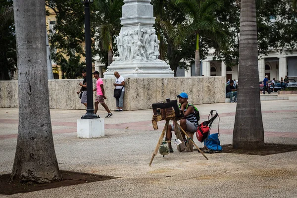 Habana Cuba Januari Mensen Stad Straat Habana Cuba Januari 2018 — Stockfoto