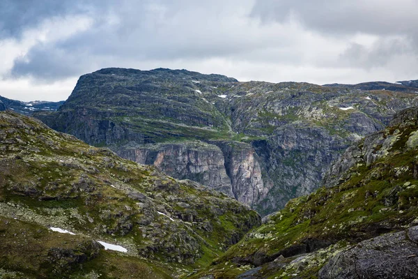 Wunderschöne Landschaft Der Norwegischen Berge Auf Dem Weg Nach Trolltunga — Stockfoto