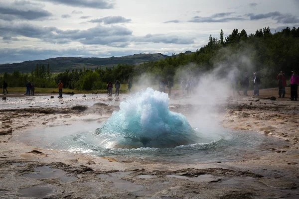 Haukadalur Iseland August Geyser Strokku - Stock-foto