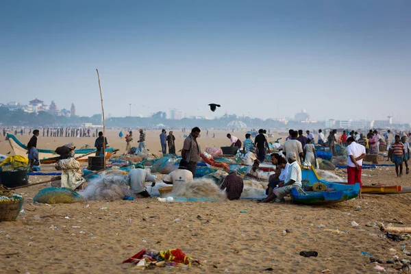 Chennai India Febrero Pescadores Playa Marina Beach Febrero 2013 Chennai —  Fotos de Stock