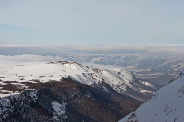 Vista Panoramica Bellissimi Altopiani Innevati Crimea — Foto Stock