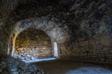 Zindan Ukrayna batısında bir ortaçağ kalesi