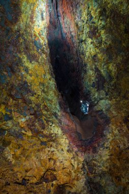 Volkan içinde - Thrihnukagigur Magma odası. İzlanda.