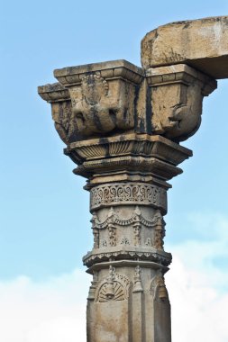 Delhi Qutub minar kompleksi
