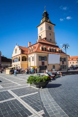 Romanya'nın küçük kasabalarını gündüz gezerken, bina ve mimariye bakış, Romanya 