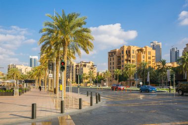 Dubai, Birleşik Arap Emirlikleri - 19 Ocak: şehir merkezinde 19 Ocak 2014 tarihinde Dubai, Birleşik Arap Emirlikleri. Şehir merkezinde modern mimari.