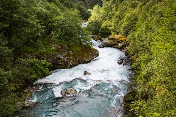 Majestuoso Río Parque Nacional Jotunheimen Noruega — Foto de Stock