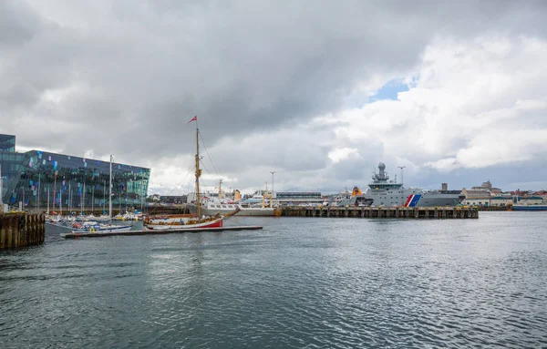 Reykjavik Island Juli Gamla Hamnen 2013 Reykjavik Island Hamnen Huvudstaden — Stockfoto