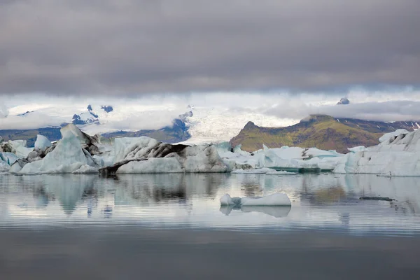 Icebergs Lagoa Geleira Islândia Ekulsarlon — Fotografia de Stock