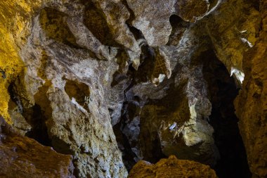 Cristal Ukrayna mağara