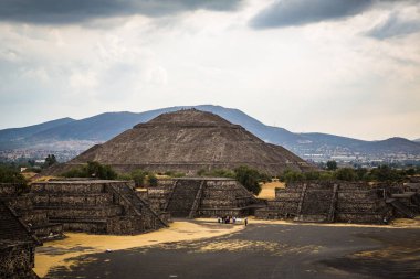 Teotihucan antik aztek piramitleri
