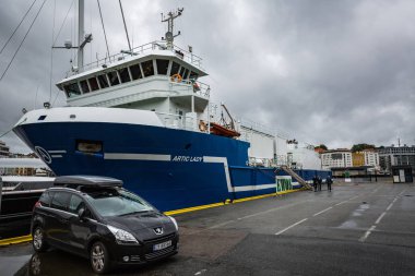 Bergen, Norveç-Temmuz 16: Gemide Bryggen 16, Bergen, Norveç'te 2016. Quay Bryggen Bergen gemide.