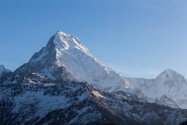 Himalayalar izleme Annapurna Merkez kampına güzellikler