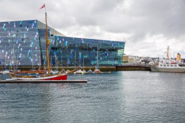 Reykjavik, İzlanda-Temmuz 25: Eski liman 25, 2013 yılında Reykjavik, İzlanda. Yaşadıkları en büyük limanda ülkenin nüfusunun.