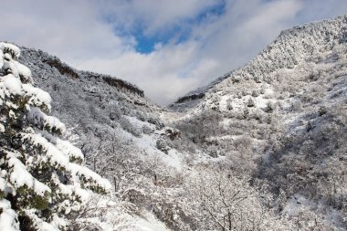 Kırım Dağları'nda kış