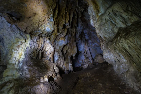 Krim Cave Elochka Het Plateau Chatyr Dag — Stockfoto