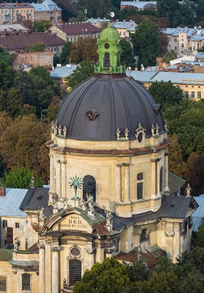Vista Hacia Abajo Los Tejados Ciudad Ucraniana Lviv —  Fotos de Stock