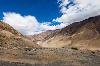 dağlar il Ladakh güzel manzara. Himalayalar. Hindistan