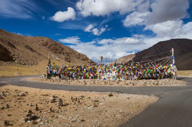 Ladakh il keşfedin. Hint Himalayalar