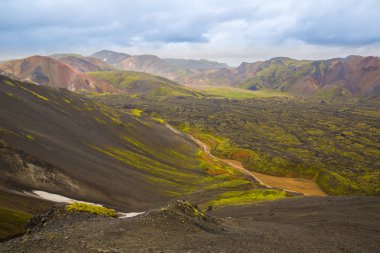 Güzel dağ Panorama Milli Parkı Landmannalaugavegur, İzlanda. 