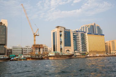 Dubai, Birleşik Arap Emirlikleri - 19 Ocak: şehir merkezinde 19 Ocak 2014 tarihinde Dubai, Birleşik Arap Emirlikleri. Şehir merkezinde modern mimari.