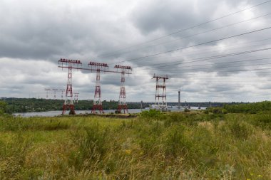 Yüksek voltajlı güç hattı Zaporozhye gücünde