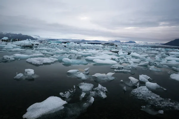 Icebergs Lagoa Geleira Islândia Ekulsarlon — Fotografia de Stock