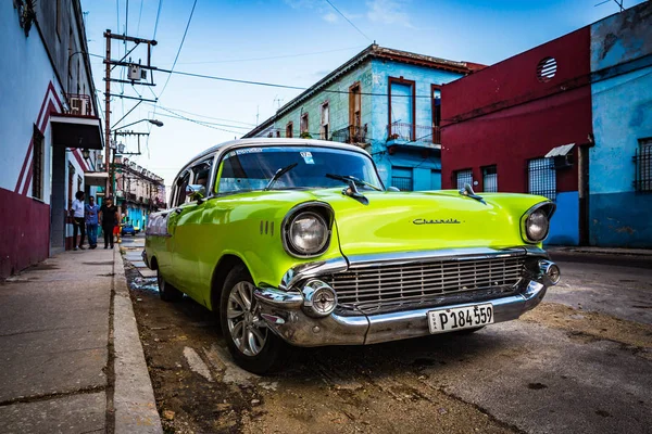 Habana Cuba Enero Coche Viejo Del Enero 2018 Habana Cuba —  Fotos de Stock