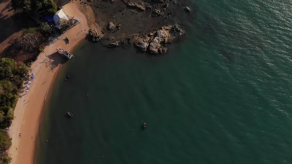 Bovenaanzicht van de prachtige zeegezicht in Pattaya, Thailand, luchtfoto van de kustlijn en Pattaya zee. — Stockfoto