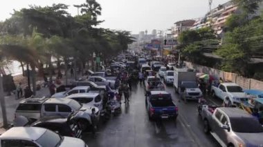 Pattaya, Tayland-Nisan 19, 2019: yabancı turist sevinç ve Songran günü ile eğlence, su Festivali.