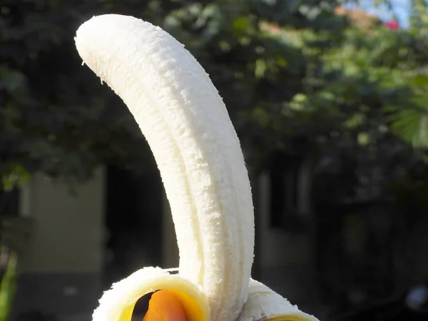 Muz parmak, el soyulmuş