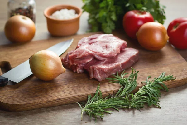 Raw Meat Vegetables Cutting Board — Stock Photo, Image