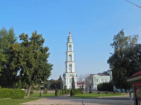 Klokkentoren Buurt Van Tempel Tambov — Stockfoto