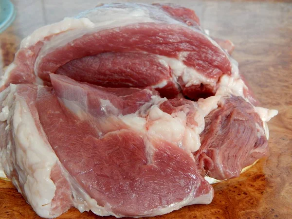 Ein Stück Schweinefleisch — Stockfoto