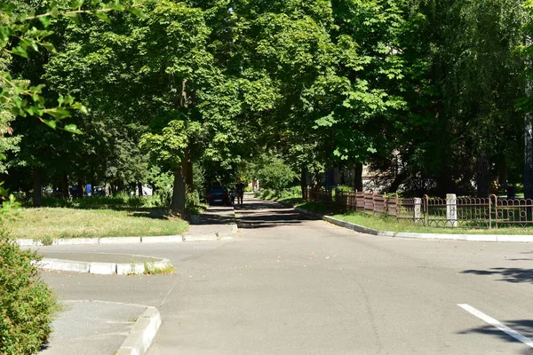 Uma Das Muitas Ruas Cidade Brovary Região Kiev Foto Alta — Fotografia de Stock