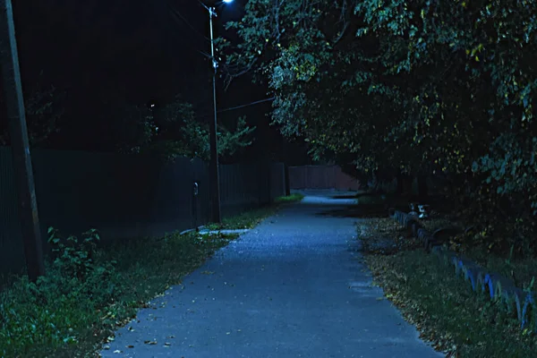 Das Bild Zeigt Eine Ländliche Straße Die Nachts Schlecht Von — Stockfoto