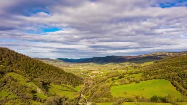 Iper Time Lapse Nel Villaggio Delika Nei Paesi Baschi Spagna — Video Stock