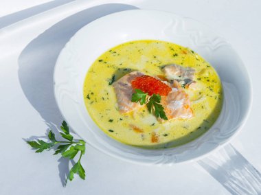 Fince balık çorbası Kalakeitto