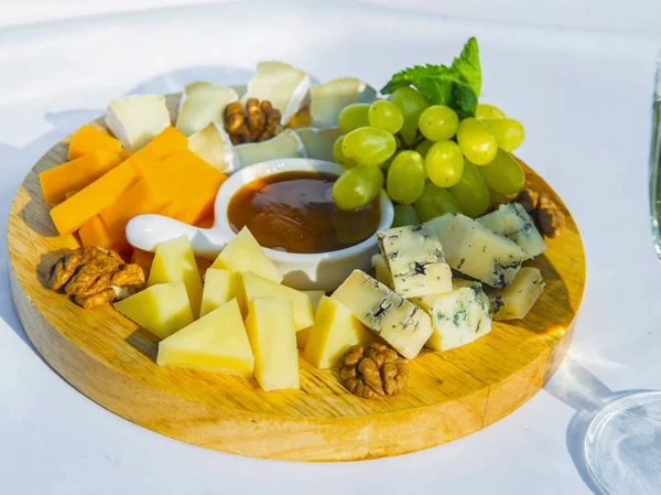 Assorted Cheese Platter With Grapes