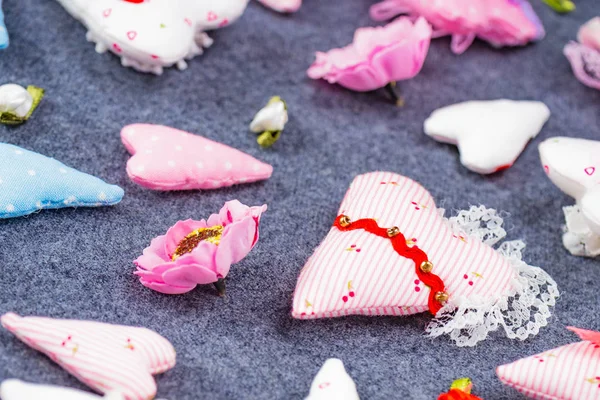 Jasne Tło Valentine Day Mnóstwo Białego Różowego Serca Szary Teksturowanej — Zdjęcie stockowe