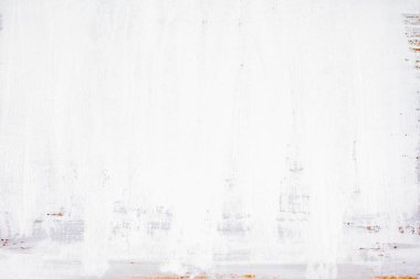 Ahşap yüzey beyaz boya ile boyanmış. Arka plan boya darbeleri. İmza şablonunu.