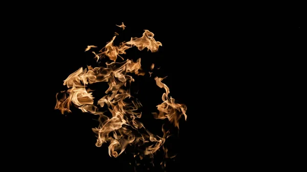Fiamme di fuoco su sfondo nero. fuoco su isolat sfondo nero — Foto Stock