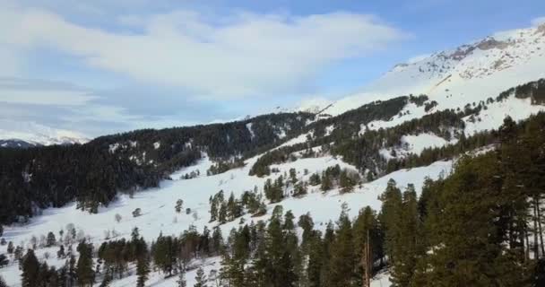 Hermoso panorama matutino en montañas — Vídeos de Stock