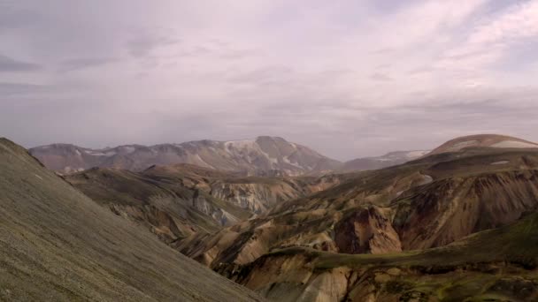 Paisaje volcánico en Islandia desde arriba . — Vídeos de Stock