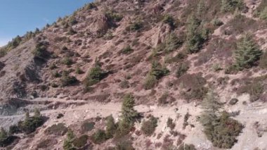 Nepal 'de dağ bisikleti. Annapurna Devresi.