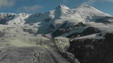 Elbrus Buzulunun Hava Görüntüsü