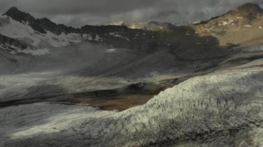 Elbrus Buzulunun Hava Görüntüsü