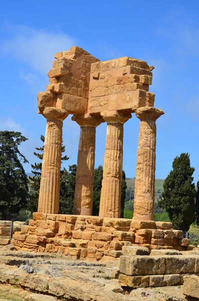 Tapınağı Dioscuri Agrigento Sicilya Talya — Stok fotoğraf